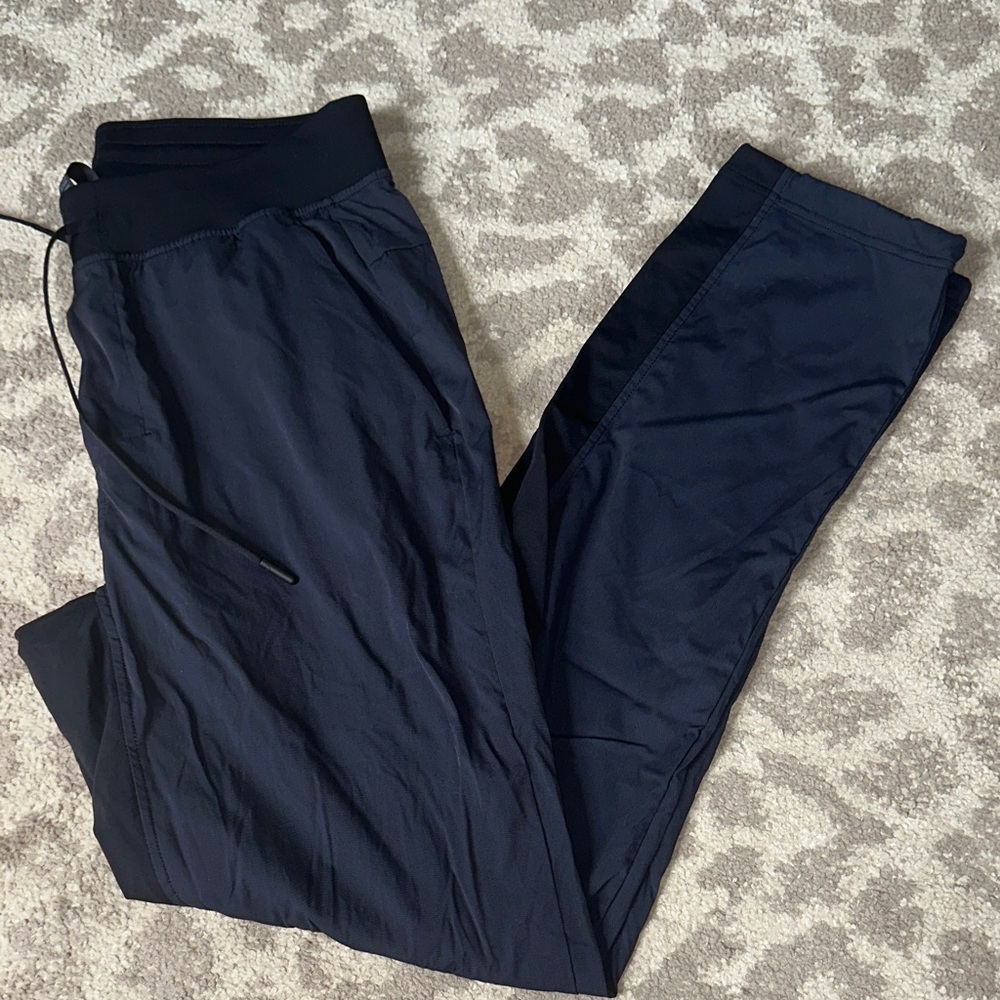 Lululemon Men’s Black Jogger Pants